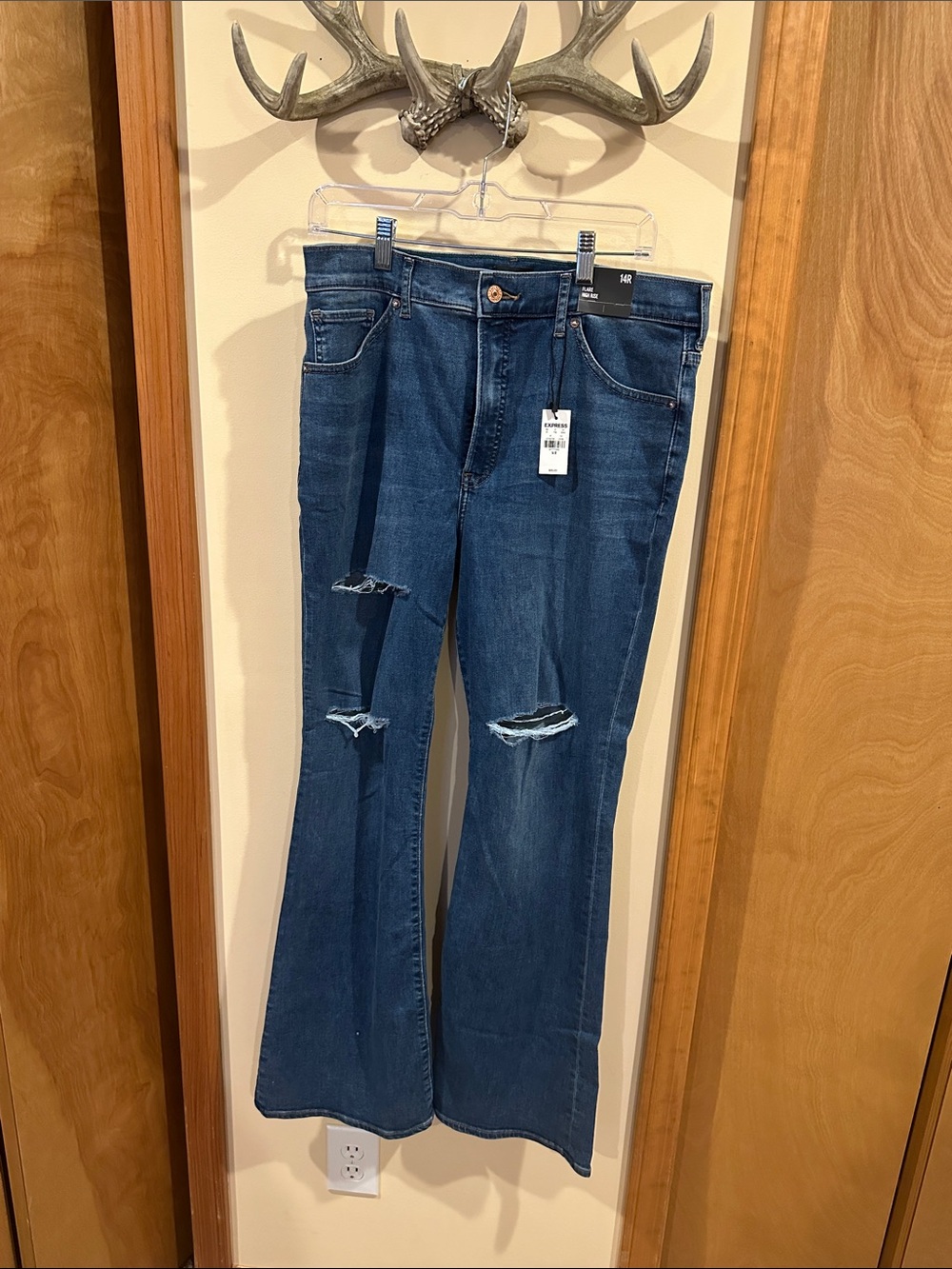 Express High Rise Flare Distressed Jeans Size 14R NWT